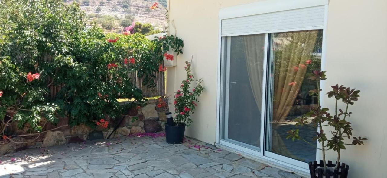 Marilen Leilighet Livadia  Rom bilde