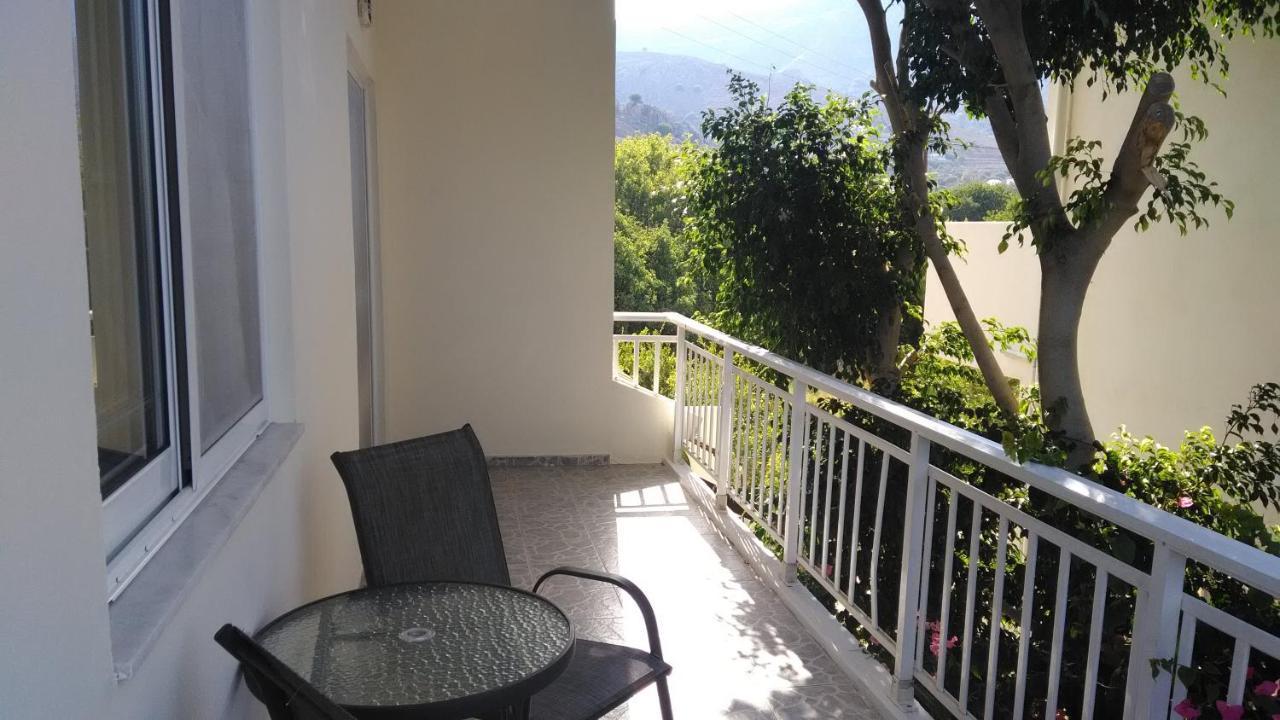 Marilen Leilighet Livadia  Rom bilde